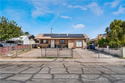 3112 Twining Avenue, House other with 6 bedrooms, 1 bathrooms and null parking in North Las Vegas NV | Image 1