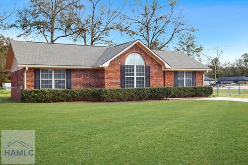 17 Kevin Rd, Hinesville, GA, 31313-8734 | Card Image