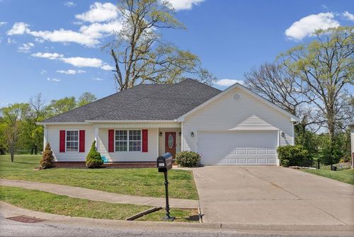 107 Lurlington Ct, Hopkinsville, KY, 42240-8755 | Card Image