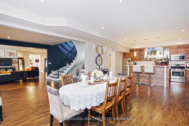 2 Highland Hill, House other with 6 bedrooms, 5 bathrooms and 4 parking in North York ON | Image 16