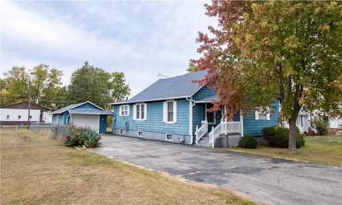 1418 King St, Tilton, IL, 61833-7536 | Card Image