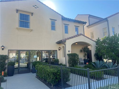 221 Canterbury, Irvine, CA, 92618-3537 | Card Image