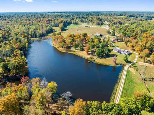 300 Baker Ln, Hawesville, KY, 42348-5394 | Card Image