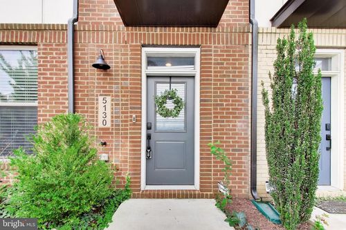 5130 Longstone Way, ROCKVILLE, MD, 20852-2100 | Card Image