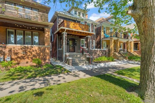 5240 Commonwealth St, Detroit, MI, 48208-1725 | Card Image