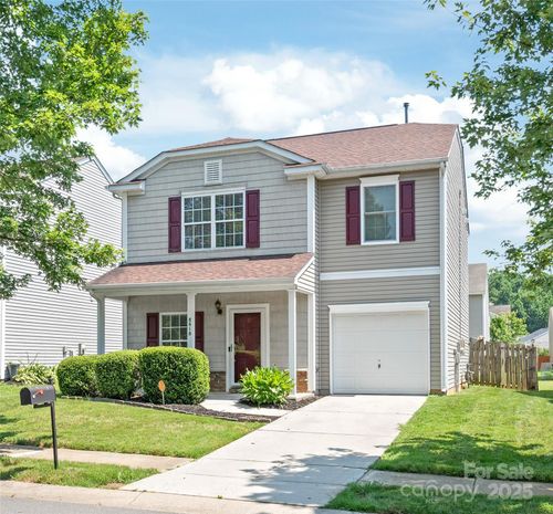 8618 Redding Glen Ave, Charlotte, NC, 28216-2248 | Card Image