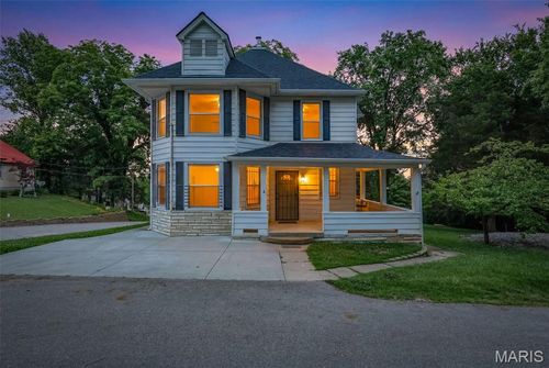 798 La Porte St, Ste Genevieve, MO, 63670-1028 | Card Image