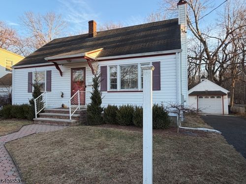 202 Glenside Pl, North Plainfield, NJ, 07060-3917 | Card Image