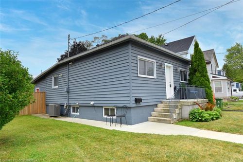 58 Baldwin St, Dundas, ON, L9H1A8 | Card Image