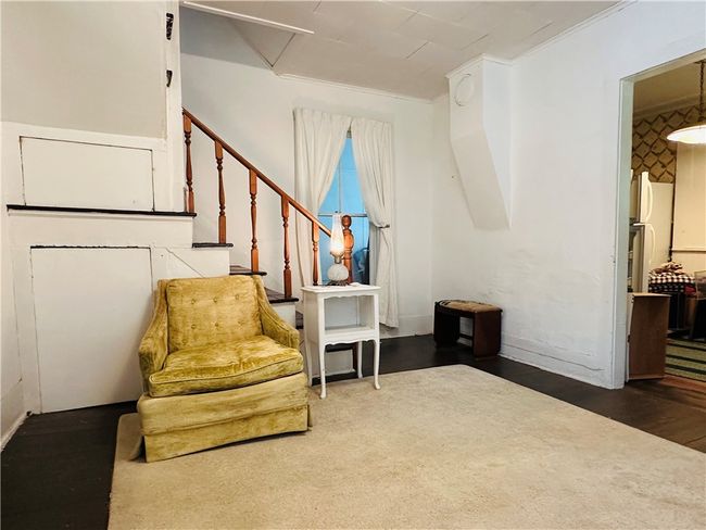 Unit 2 - Living Room | Image 20