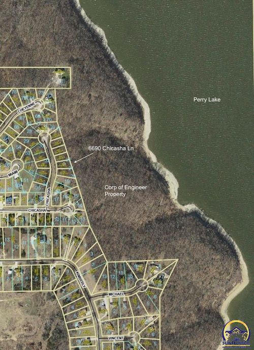 6690 Chicasha Ln, Ozawkie, KS, 66070-4208 | Card Image