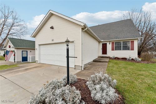 17-3129 Pondview Drive, Ravenna, OH, 44266 | Card Image