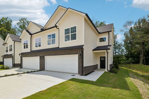 1068 Stagecoach Dr, White House, TN, 37188-2281 | Card Image