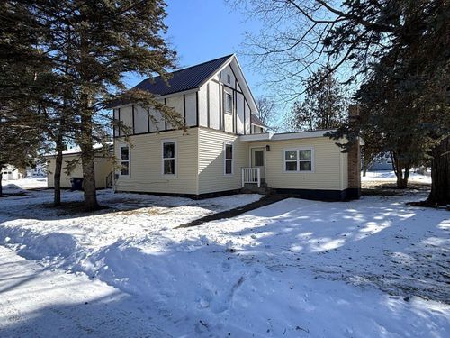 215 Meyer Street, Marion, WI, 54950 | Card Image