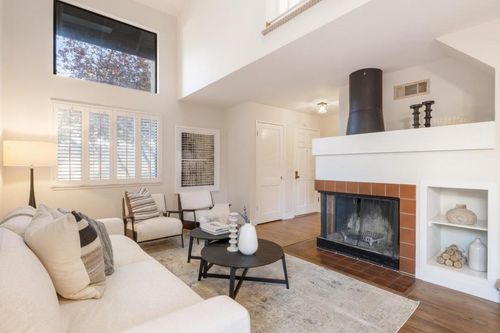 1467 Tyler Park Way, Mountain View, CA, 94040-3796 | Card Image