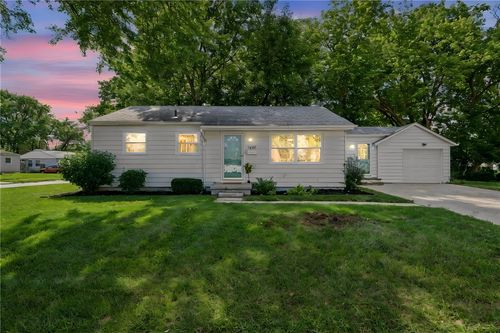1651 Seabrook Rd, Dayton, OH, 45432-3531 | Card Image