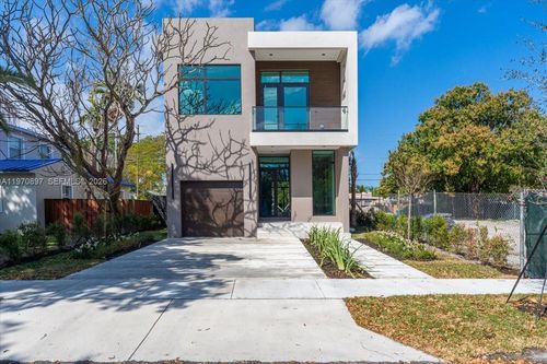 1637 Monroe St, Hollywood, FL, 33020-5515 | Card Image