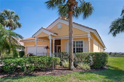 15360 Yellow Wood Drive, House other with 2 bedrooms, 2 bathrooms and null parking in ALVA FL | Image 2