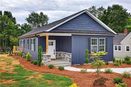 2400 Jefferson Ave, Winston-Salem, NC, 27103-4318 | Card Image