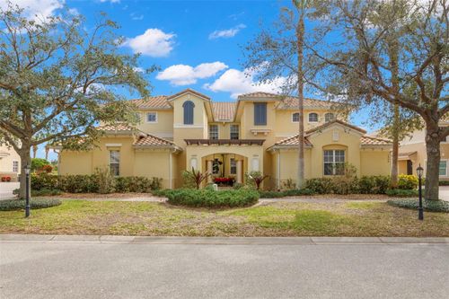 1354 Emerald Dunes Dr, SUN CITY CENTER, FL, 33573-4426 | Card Image