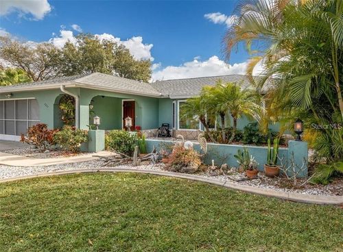 2227 Pineland Dr, Englewood, FL, 34223-6332 | Card Image