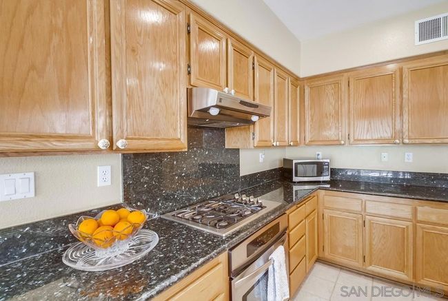 13837 Fontanelle Pl, House other with 3 bedrooms, 3 bathrooms and 4 parking in San Diego CA | Image 20