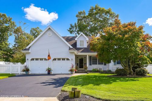 105 Cruise Rd, Manahawkin, NJ, 08050-1252 | Card Image