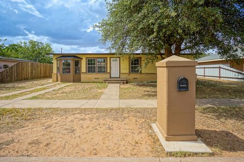 404 W Jax Ave, Midland, TX, 79701-2647 | Card Image