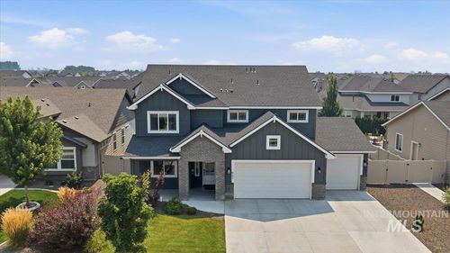 921 E Viedma St, Kuna, ID, 83634-4887 | Card Image