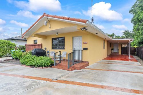 6534 Sw 27th St, Miami, FL, 33155-2957 | Card Image