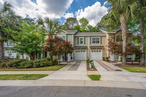 425 Grand Palm Ln, Summerville, SC, 29485-5866 | Card Image