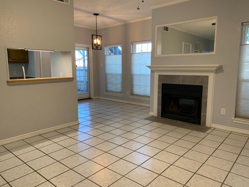 apt-110-1609 Marsh Ln, Carrollton, TX, 75006-5221 | Card Image