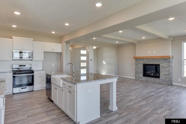 5357 N 191 St St, House other with 4 bedrooms, 3 bathrooms and 3 parking in Elkhorn NE | Image 15