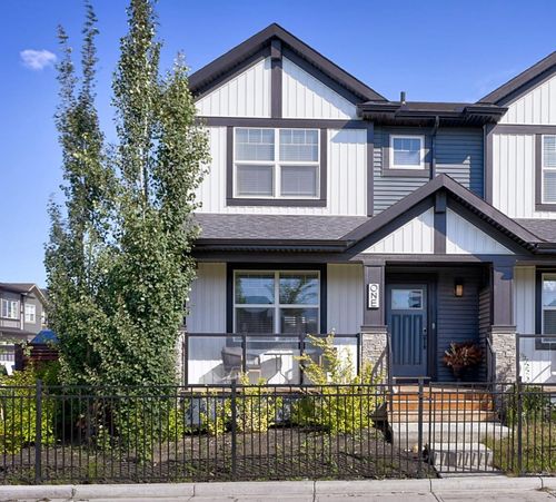 1 Midgrove Lane Sw, Airdrie, AB, T4B5H2 | Card Image