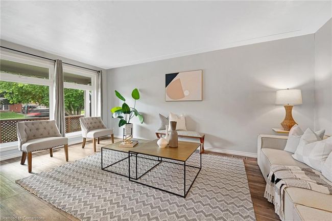93 Christopher Dr, House other with 3 bedrooms, 2 bathrooms and 3 parking in Cambridge ON | Image 4