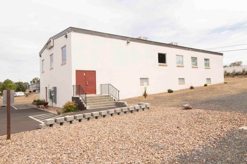520 S 5th St, Madras, OR, 97741-1209 | Card Image