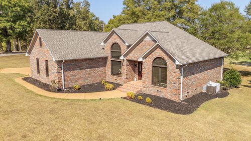 200 Grandview Cir, Adamsville, TN, 38310-5077 | Card Image