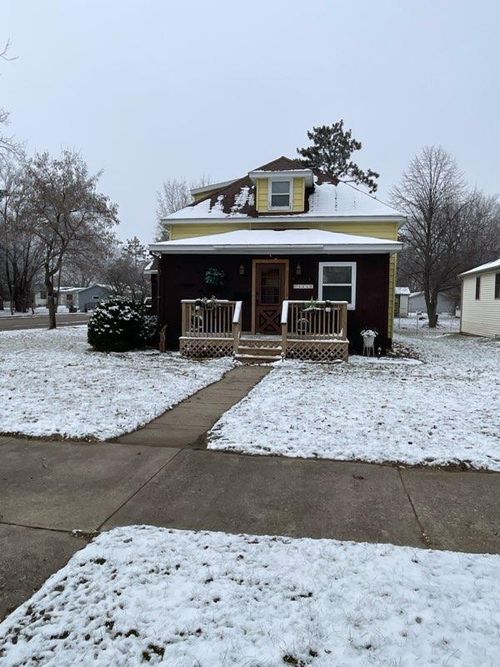 1117 2nd St Sw, Wadena, MN, 56482-1920 | Card Image