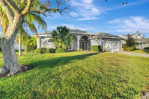 184 Winona Cir, AUBURNDALE, FL, 33823-2075 | Card Image