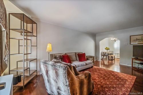 15824 Powells Cove Blvd, Whitestone, NY, 11357-1334 | Card Image