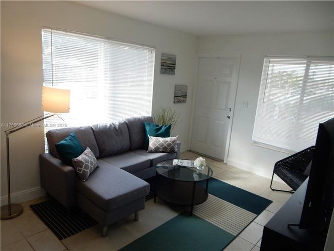 231 Sw 15 Th St, Home with 0 bedrooms, 0 bathrooms and 12 parking in Pompano Beach FL | Image 12