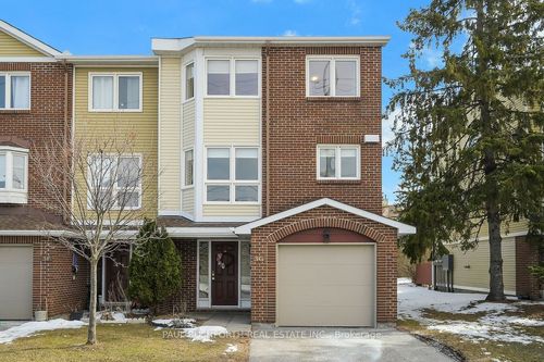 3G Crestlea Cres, Nepean, ON, K2G4N1 | Card Image