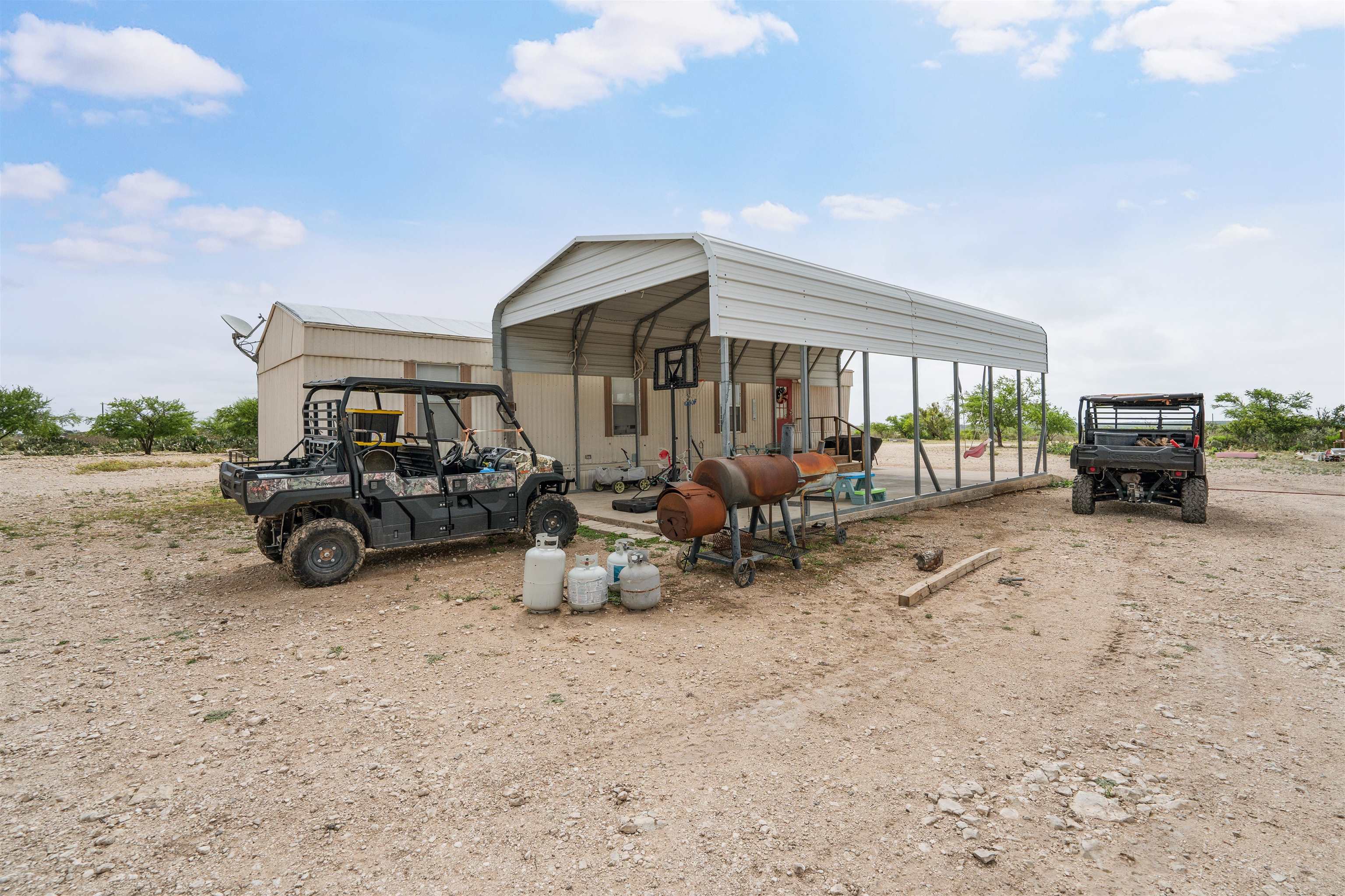 Residential in Del Rio 3