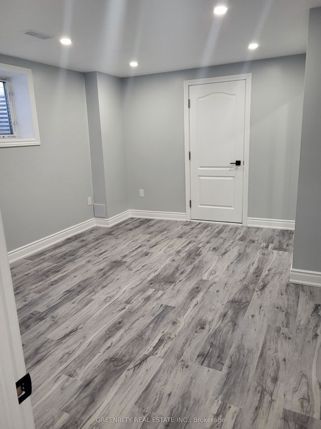LOWER - 714 Halbert Dr, House other with 2 bedrooms, 1 bathrooms and 1 parking in Shelburne ON | Image 7