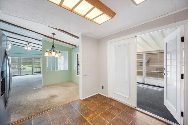 6027 Grand Oaks Dr Se, House other with 2 bedrooms, 2 bathrooms and null parking in WINTER HAVEN FL | Image 7