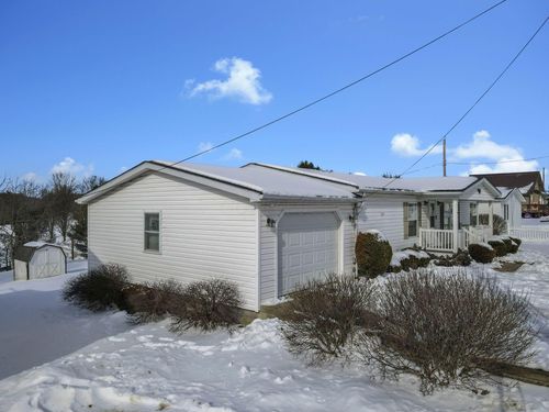 104 Vine St, New Lexington, OH, 43764-1553 | Card Image