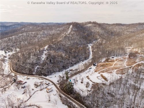 25 Veranda Ln, Elkview, WV, 25071-7262 | Card Image