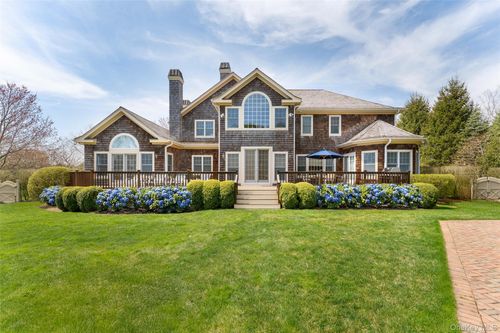 3 Whispering Fields Ct, Water Mill, NY, 11976-2043 | Card Image