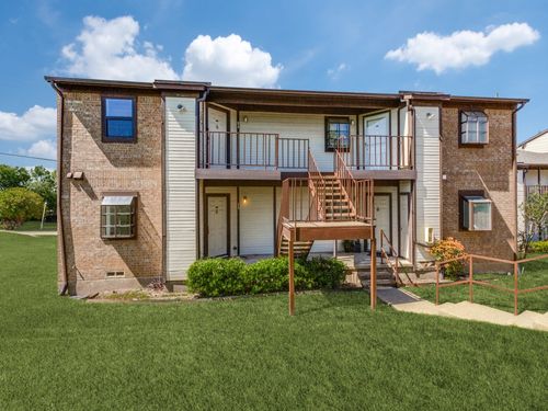 114 Henry M Chandler Dr, Rockwall, TX, 75032-2401 | Card Image