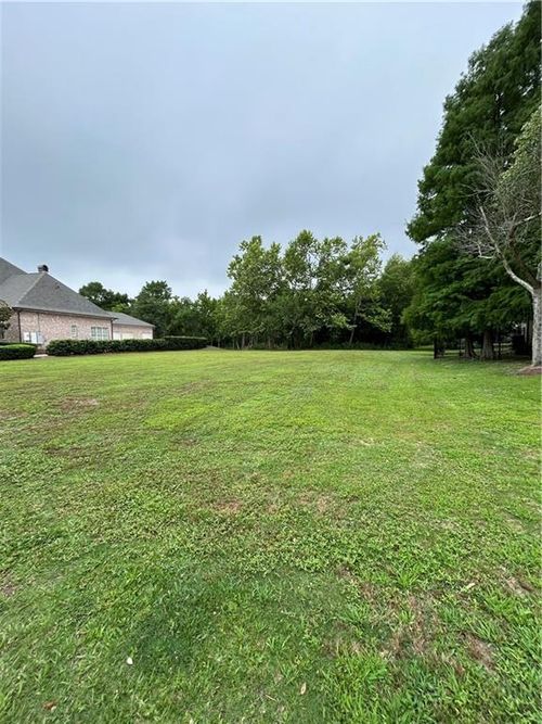 140 English Turn Dr, New Orleans, LA, 70131-3318 | Card Image